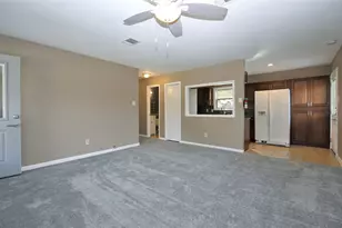 6611 Wayne Johnson Ave, Hitchcock, TX 77563 - Photo 4