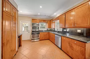 1918 Wentworth St, Houston, TX 77004 - Photo 4