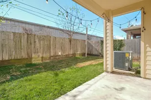 9405 Blalock Tree Ct, Houston, TX 77080 - Photo 36