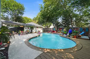 14014 Locke Ln, Houston, TX 77077 - Photo 32