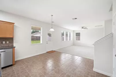8306 Littlehip Hawthorn Drive, Baytown, TX 77523 - Photo 12