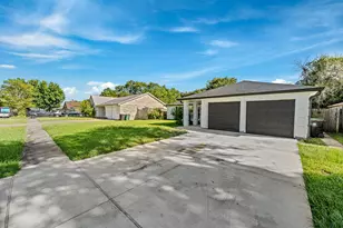 12723 Club Ln, Houston, TX 77099 - Photo 2