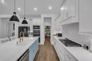 633 North Rivus Overlook Dr, Willis, TX 77318 - Photo 4