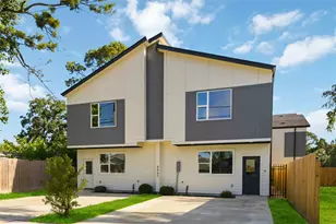 5827 Polly St, Houston, TX 77016 - Photo 2