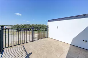 2928 El Fenice Ln, Houston, TX 77057 - Photo 10
