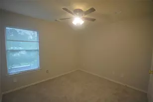 2719 Hackamore Hollow Ln, Houston, TX 77014 - Photo 10