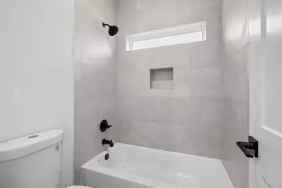 105 Tolima Dove Street, Houston, TX 77018 - Photo 26