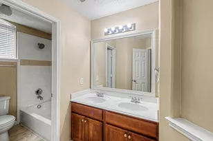 7527 Trail Hollow, Missouri City, TX 77459 - Photo 26