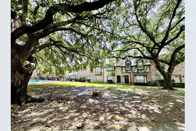 14715 Barryknoll Lane #121, Houston, TX 77079 - Photo 16