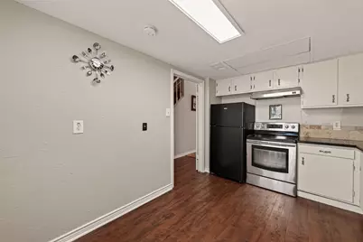 14715 Barryknoll Lane #121, Houston, TX 77079 - Photo 16