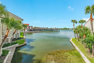 9D Dana Dr, Galveston, TX 77554 - Photo 16