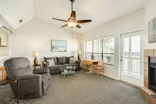 9D Dana Dr, Galveston, TX 77554 - Photo 6