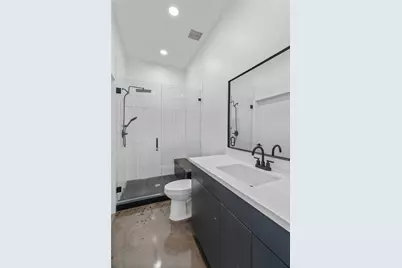 3401 Louisiana Street #202, Houston, TX 77002 - Photo 4