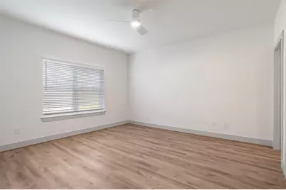 9913 Dipping Woods Street, Houston, TX 77076 - Photo 6