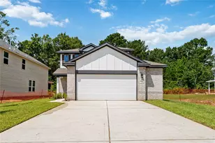 12235 Danza Dr, Willis, TX 77318 - Photo 2