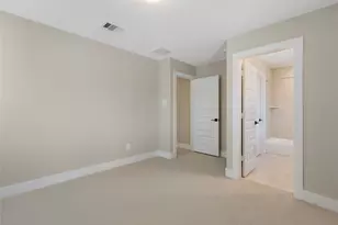 2013 Woodland Pine Ct, The Woodlands, TX 77384 - Photo 32