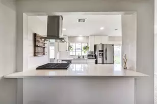 1502 Ansbury Dr, Houston, TX 77018 - Photo 6