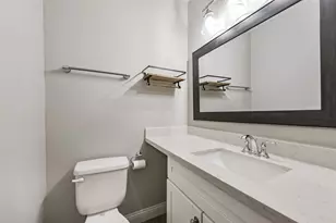 1502 Ansbury Dr, Houston, TX 77018 - Photo 18