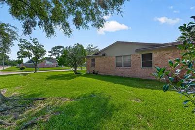 10635 Seaford Drive, Houston, TX 77089 - Photo 30