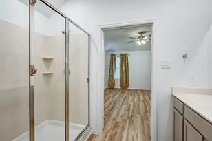 21751 Thicket Point Ln, New Caney, TX 77357 - Photo 18