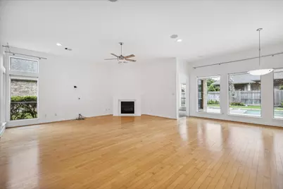 95 N Mews Wood Court, The Woodlands, TX 77381 - Photo 26