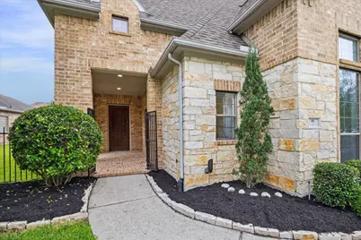 95 N Mews Wood Court, The Woodlands, TX 77381 - Photo 1