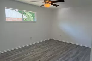 9007 Dunlap St, Houston, TX 77074 - Photo 20