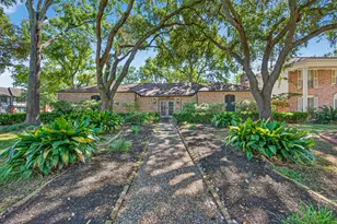 13903 Chevy Chase Dr, Houston, TX 77077 - Photo 2