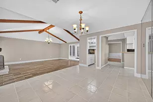 13903 Chevy Chase Dr, Houston, TX 77077 - Photo 16