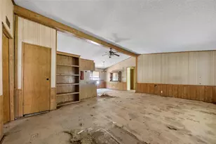 152 Lions Cir, Onalaska, TX 77360 - Photo 12