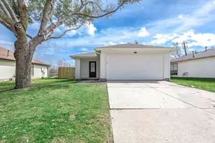 5130 Riverwood Dr, Richmond, TX 77469 - Photo 2