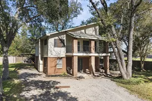 770 Katherene, Bridge City, TX 77611 - Photo 4