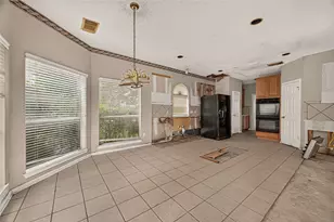 2602 Pinebend Dr, Pearland, TX 77584 - Photo 10