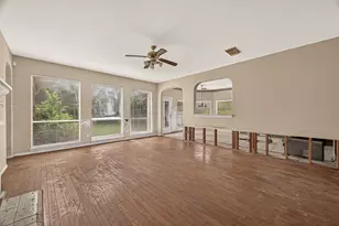 2602 Pinebend Dr, Pearland, TX 77584 - Photo 8