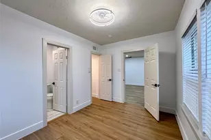 1912 McDuffie, Houston, TX 77019 - Photo 12