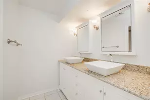 15 Greenway Plz, Houston, TX 77046 - Photo 30