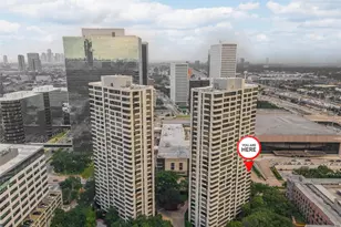 15 Greenway Plz, Houston, TX 77046 - Photo 2