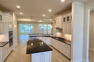 353 Gotland Russ Ln, The Woodlands, TX 77382 - Photo 6