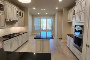 353 Gotland Russ Ln, The Woodlands, TX 77382 - Photo 10