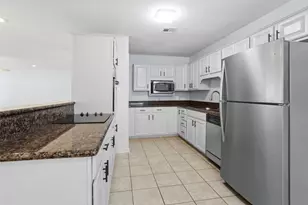 16 Harbor Ln, Kemah, TX 77565 - Photo 10