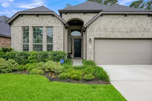 111 Yellow Perch Wy, Conroe, TX 77318 - Photo 2