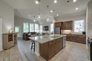 111 Yellow Perch Wy, Conroe, TX 77318 - Photo 6