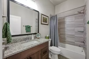 111 Yellow Perch Wy, Conroe, TX 77318 - Photo 16