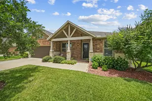 7310 Water Glen Ln, Manvel, TX 77578 - Photo 2