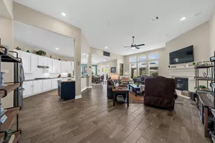 7310 Water Glen Ln, Manvel, TX 77578 - Photo 8