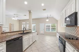 11619 Cedarvale Ln, Tomball, TX 77377 - Photo 8