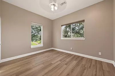 7203 Timberlake Dr, Sugar Land, TX 77479 - Photo 32