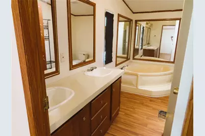 16448 Hill Country Drive, Conroe, TX 77302 - Photo 6