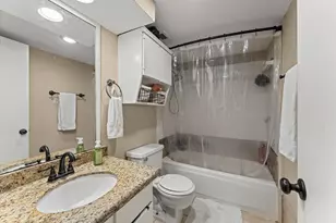 17210 Imperial Valley Dr, Houston, TX 77060 - Photo 14