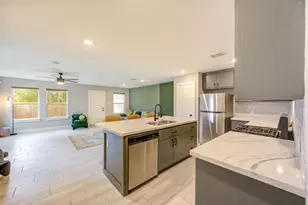 436 Owens St, Houston, TX 77029 - Photo 16